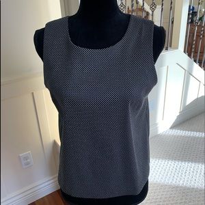 Sleeveless blouse